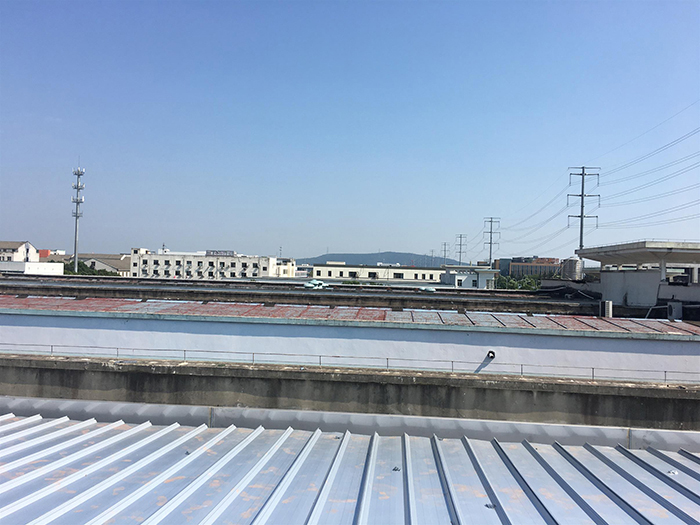 彩钢屋面防腐翻新防水施工：保护建筑，延长使用寿命